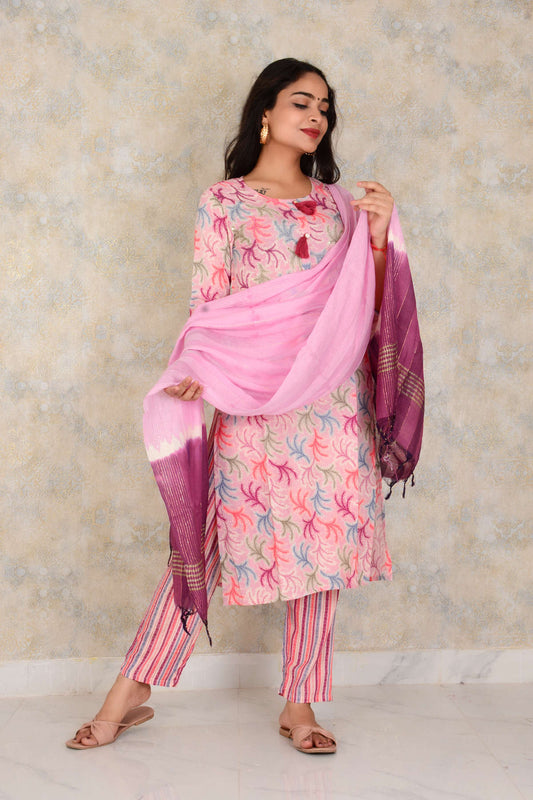 Heavy Rayon Fabric Printed Straight Kurti Pant And Shiffin Dupatta Set