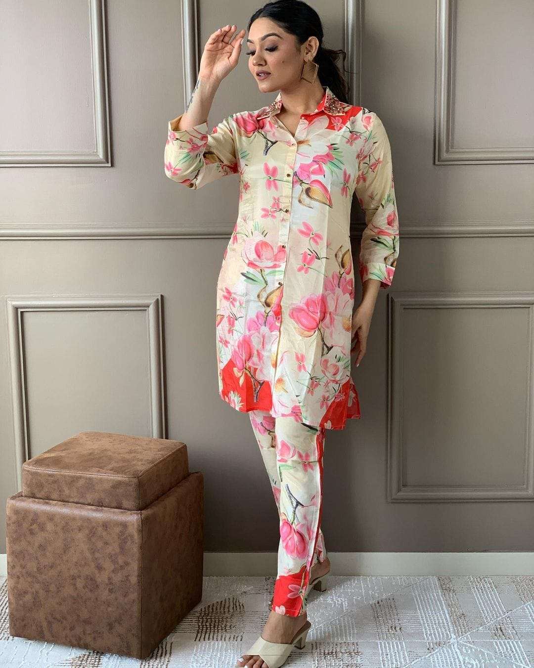 Off white Beautiful printed muslin fabric co-ord set